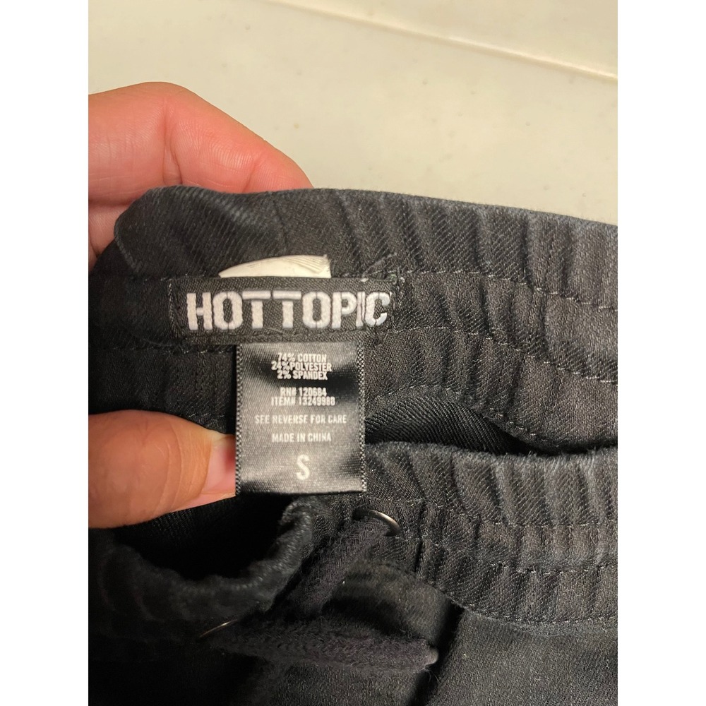 Hot Topic Black Cargo Joggers Slim Fit Zipper Pockets Goth Punk Pants Small - Picture 3 of 4